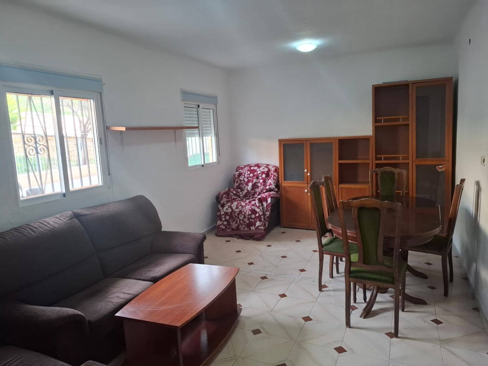 2 bedroom Apartment for rent in Alicante / Alacant city - € 850 (Ref: 9550238)