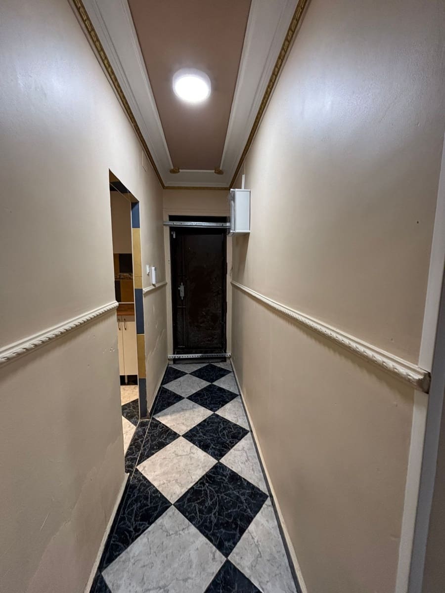 2 bedroom Apartment for rent in Alicante / Alacant city - € 900 (Ref: 9552511)