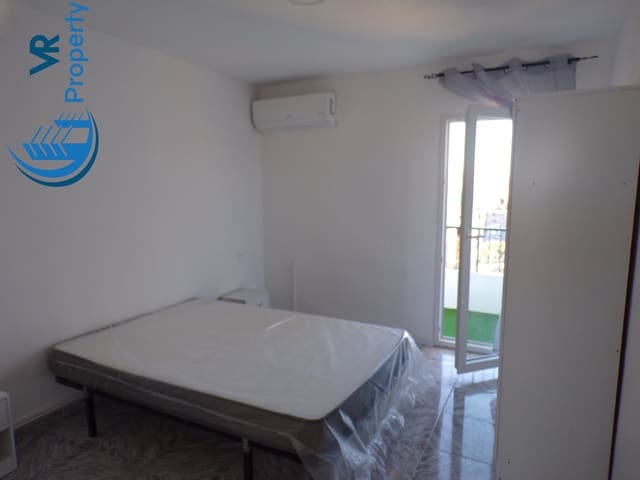 4 soverom Leilighet til salgs i Colonia Requena, Alicante by - € 95 000 (Ref: 9571561)