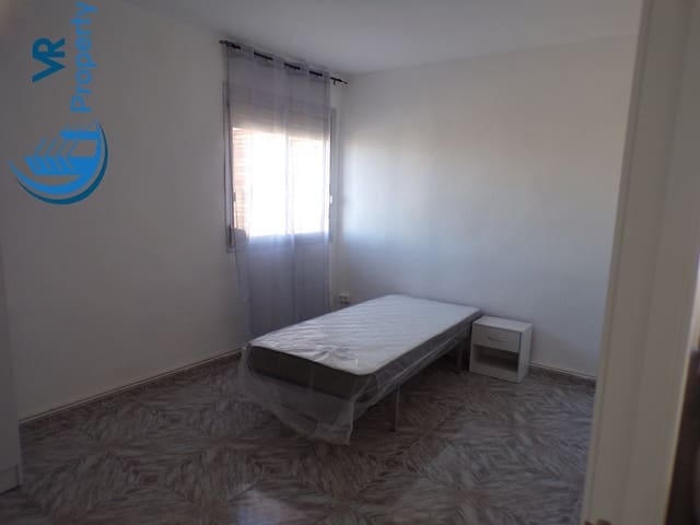 4 soverom Leilighet til salgs i Colonia Requena, Alicante by - € 95 000 (Ref: 9571561)