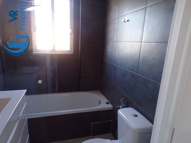 4 soverom Leilighet til salgs i Colonia Requena, Alicante by - € 95 000 (Ref: 9571561)