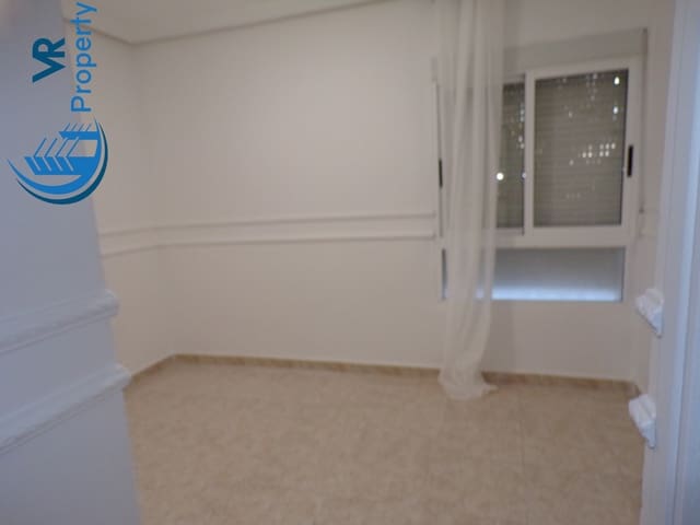 3 quarto Apartamento para venda em Juan XXIII, Alicante cidade com garagem - 108 000 € (Ref: 9583438)