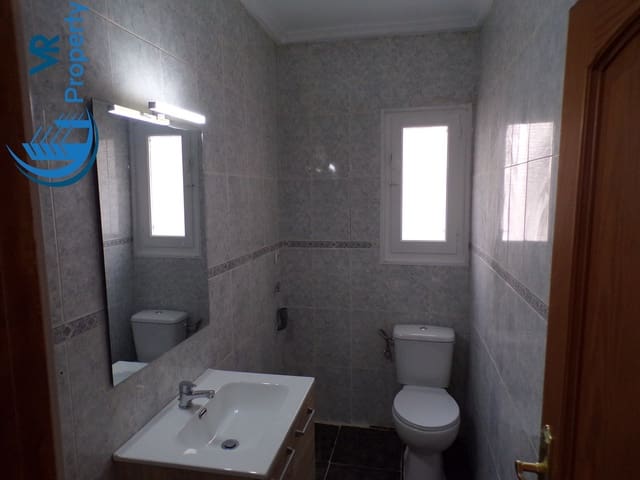 4 sovrum Lägenhet till salu i Virgen del Remedio - Parque lo Morant, Alicante stad med garage - 116 000 € (Ref: 9599883)