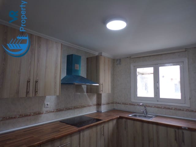 4 sovrum Lägenhet till salu i Virgen del Remedio - Parque lo Morant, Alicante stad med garage - 116 000 € (Ref: 9599883)