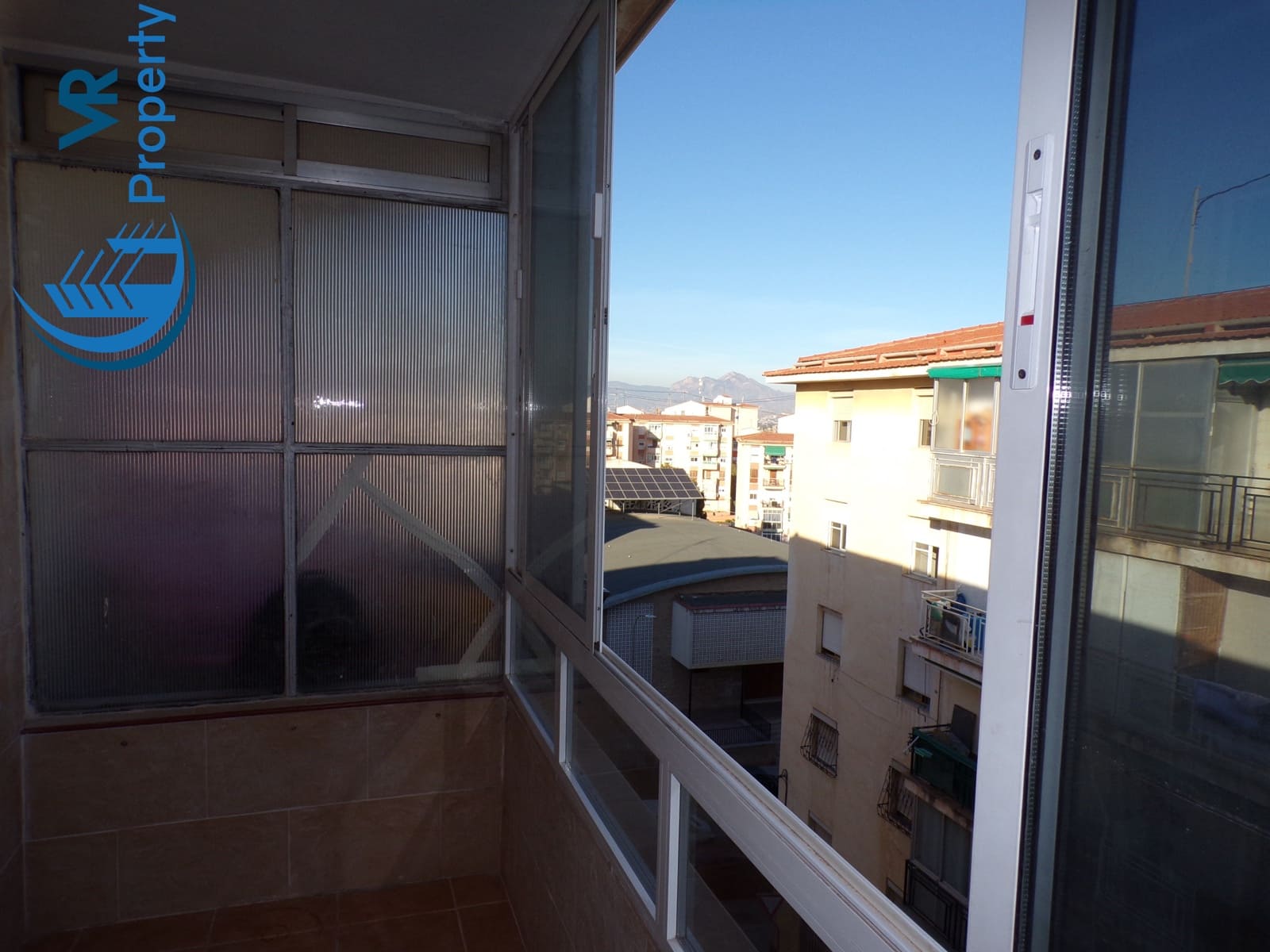 4 soveværelse Lejlighed til salg i Alicante by - € 116.000 (Ref: 9614298)