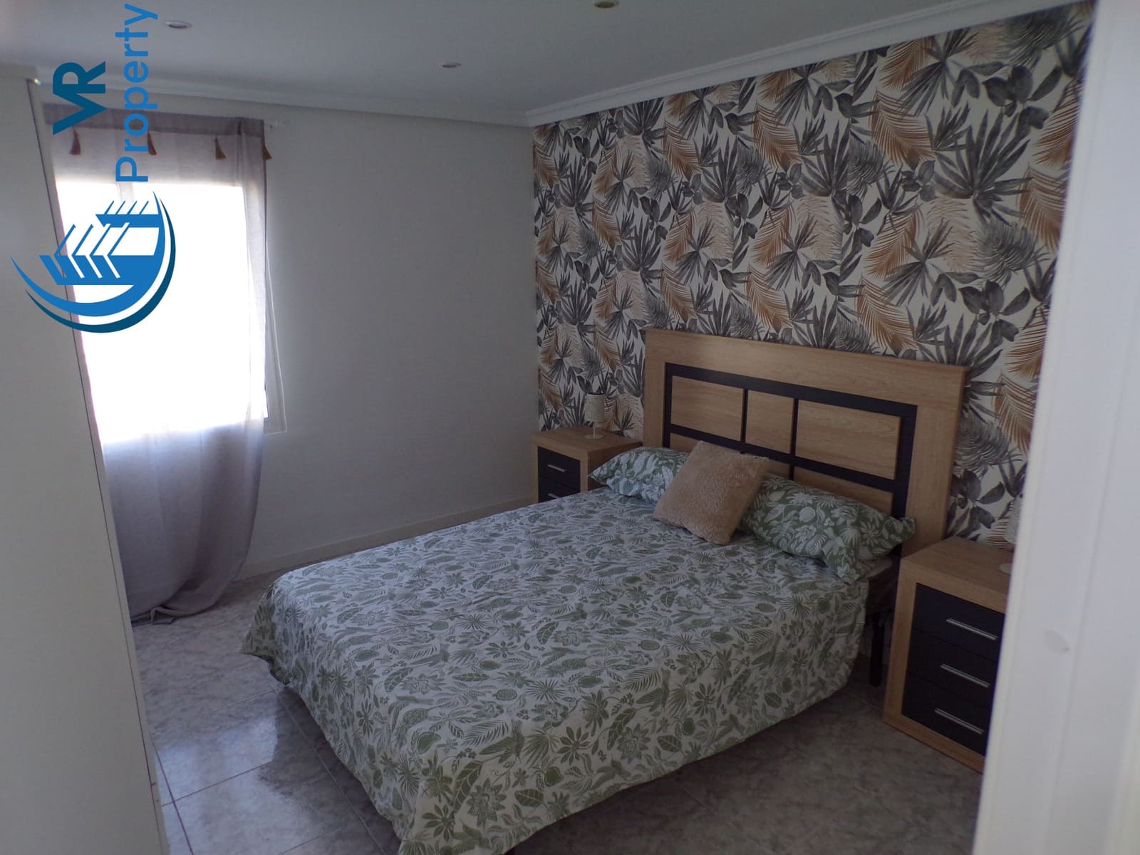 4 soveværelse Lejlighed til salg i Alicante by - € 116.000 (Ref: 9614298)