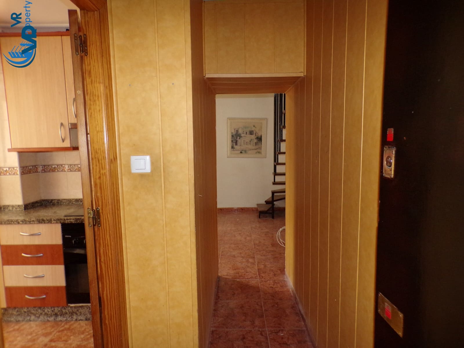 3 bedroom Apartment for sale in Alicante / Alacant city with garage - € 115,000 (Ref: 9965597)