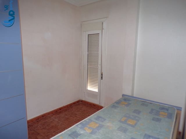 3 sovrum Lägenhet till salu i Virgen del Remedio - Parque lo Morant, Alicante stad med garage - 115 000 € (Ref: 9965597)
