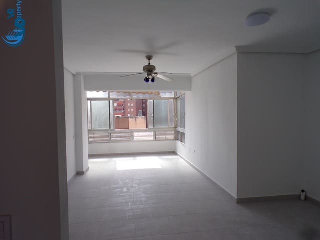 4 camera da letto Appartamento in vendita in Juan XXIII, Alicante città con garage - 150.000 € (Rif: 9965681)