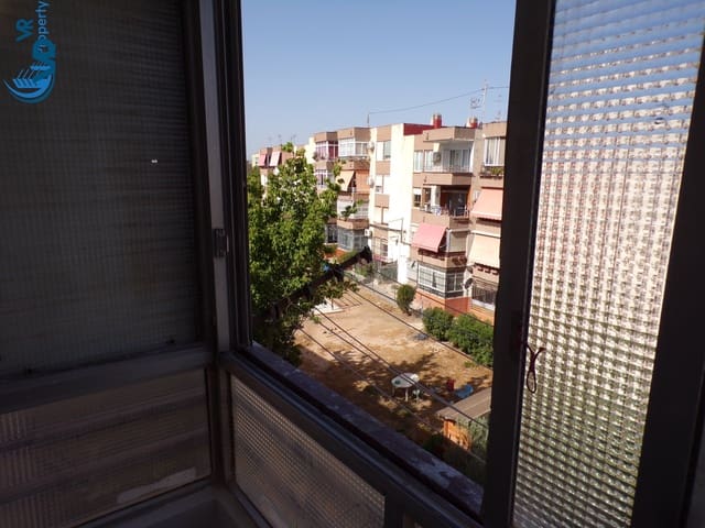 4 camera da letto Appartamento in vendita in Juan XXIII, Alicante città con garage - 150.000 € (Rif: 9965681)