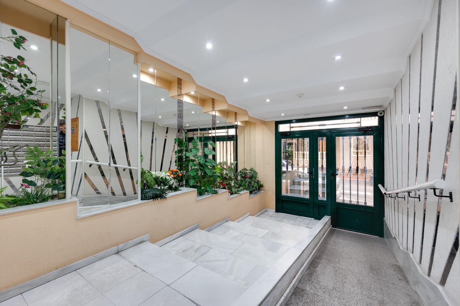 Studio na sprzedaż w Torrevieja - 79 995 € (Ref: 9282151)