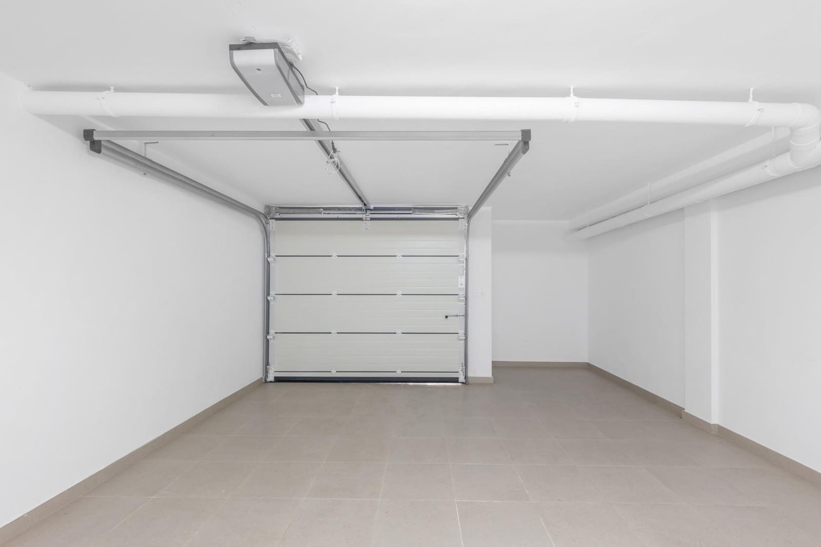 4 soverom Rekkehus til salgs i Rafal med svømmebasseng garasje - € 269 000 (Ref: 9322647)