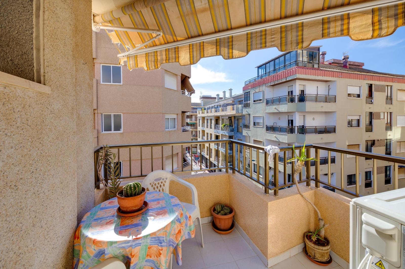 2 sypialnia Apartament na sprzedaż w Torrevieja - 168 900 € (Ref: 9449140)