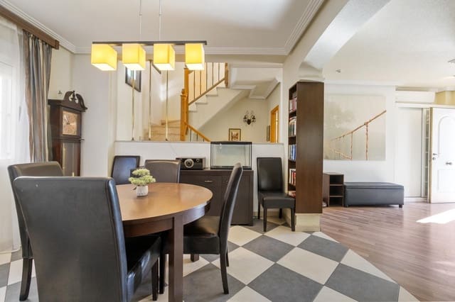 3 soverom Villa til salgs i Los Altos med svømmebasseng - € 345 000 (Ref: 9520830)