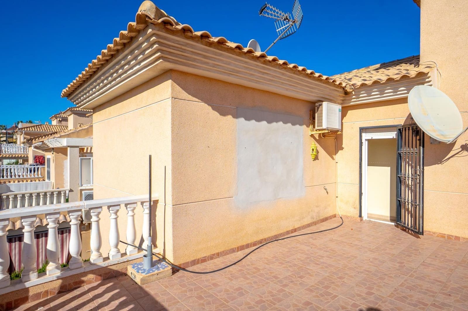 3 soverom Villa til salgs i Los Altos med svømmebasseng - € 345 000 (Ref: 9520830)