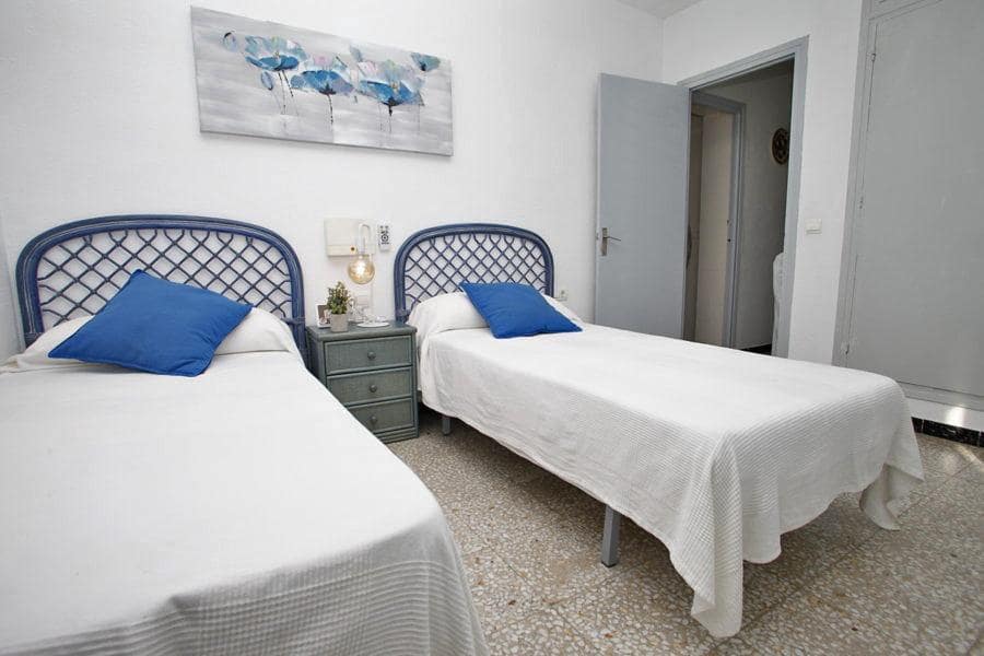 Chalet de 2 habitaciones en Torrevieja en venta - 425.000 € (Ref: 9520831)