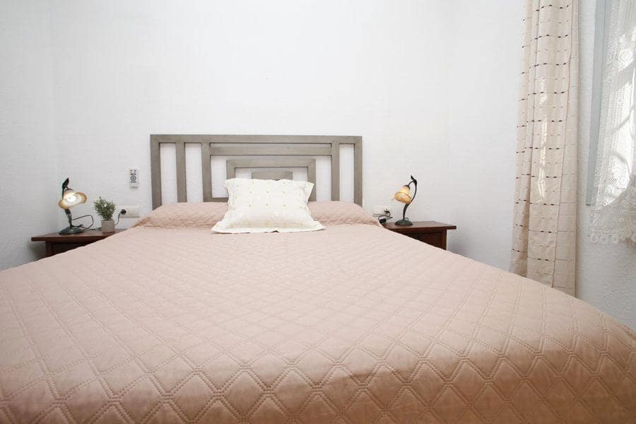 Chalet de 2 habitaciones en Torrevieja en venta - 425.000 € (Ref: 9520831)