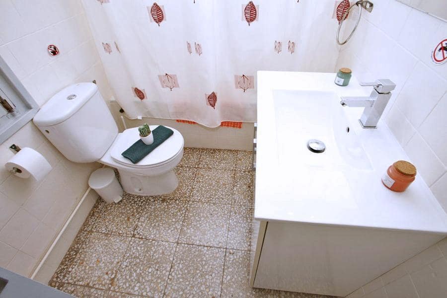 Chalet de 2 habitaciones en Torrevieja en venta - 425.000 € (Ref: 9520831)