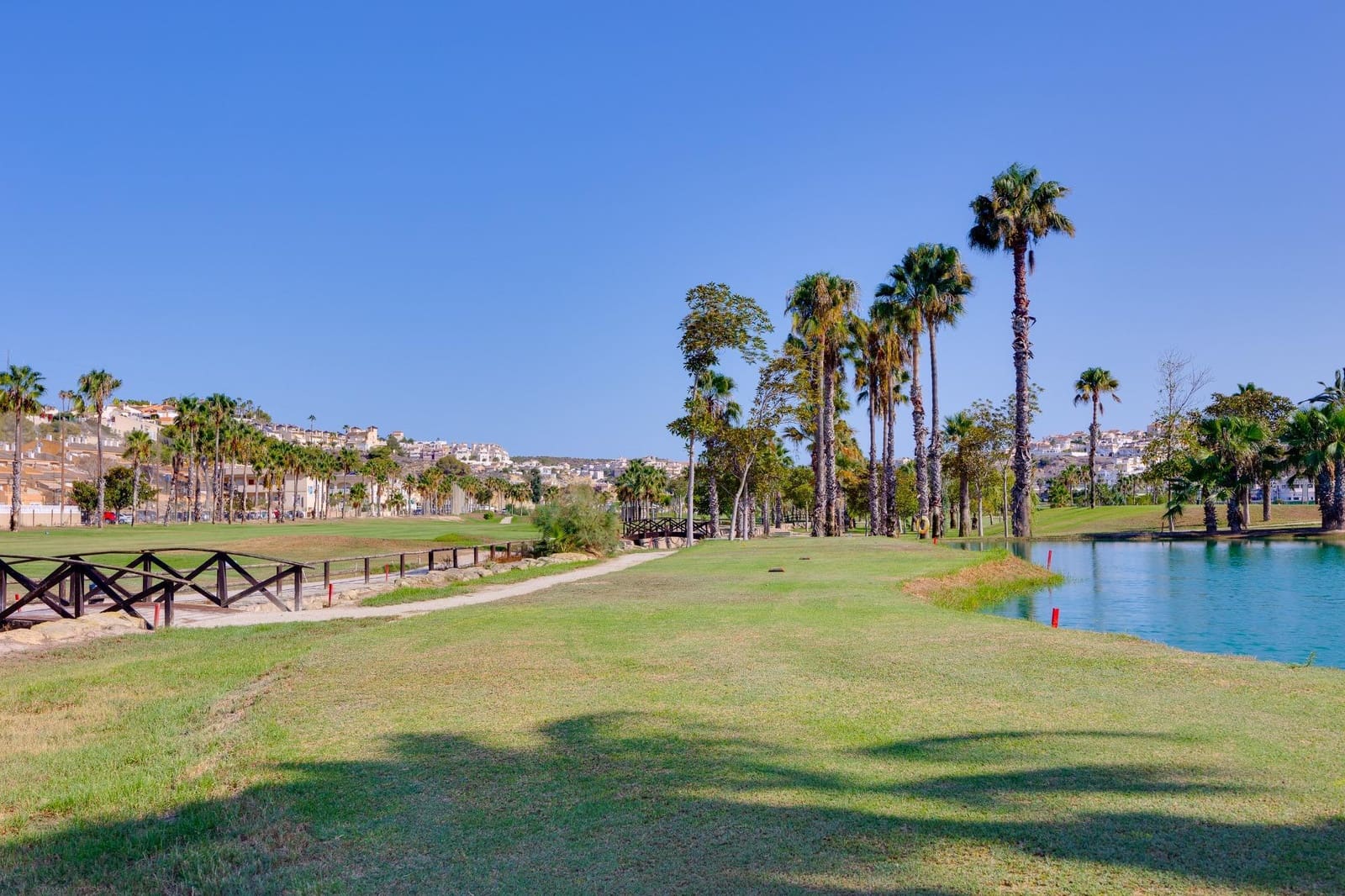 2 chambre Villa/Maison à vendre à La Marquesa avec piscine - 365 000 € (Ref: 9619200)