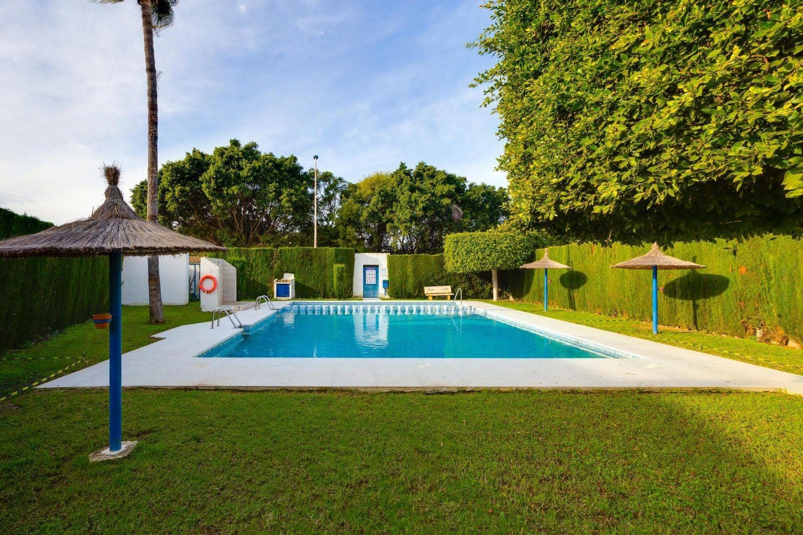 3 quarto Bungalow para venda em Torrevieja com piscina - 144 969 € (Ref: 9625527)