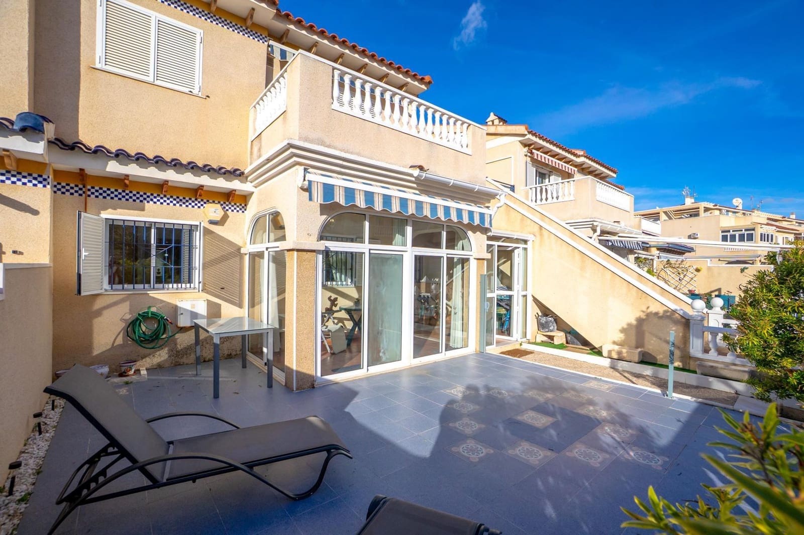 2 slaapkamer Appartement te koop in Orihuela Costa met zwembad - € 185.000 (Ref: 9651917)