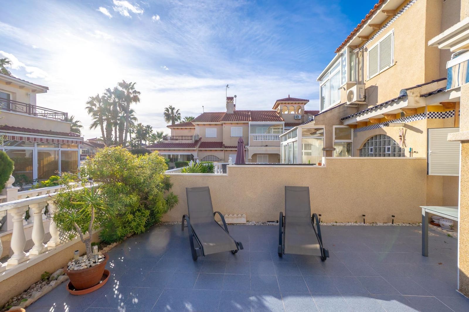 2 slaapkamer Appartement te koop in Orihuela Costa met zwembad - € 185.000 (Ref: 9651917)