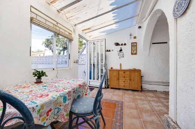 2 makuuhuone Huvila myytävänä paikassa Torrevieja - 174 969 € (Ref: 9651920)