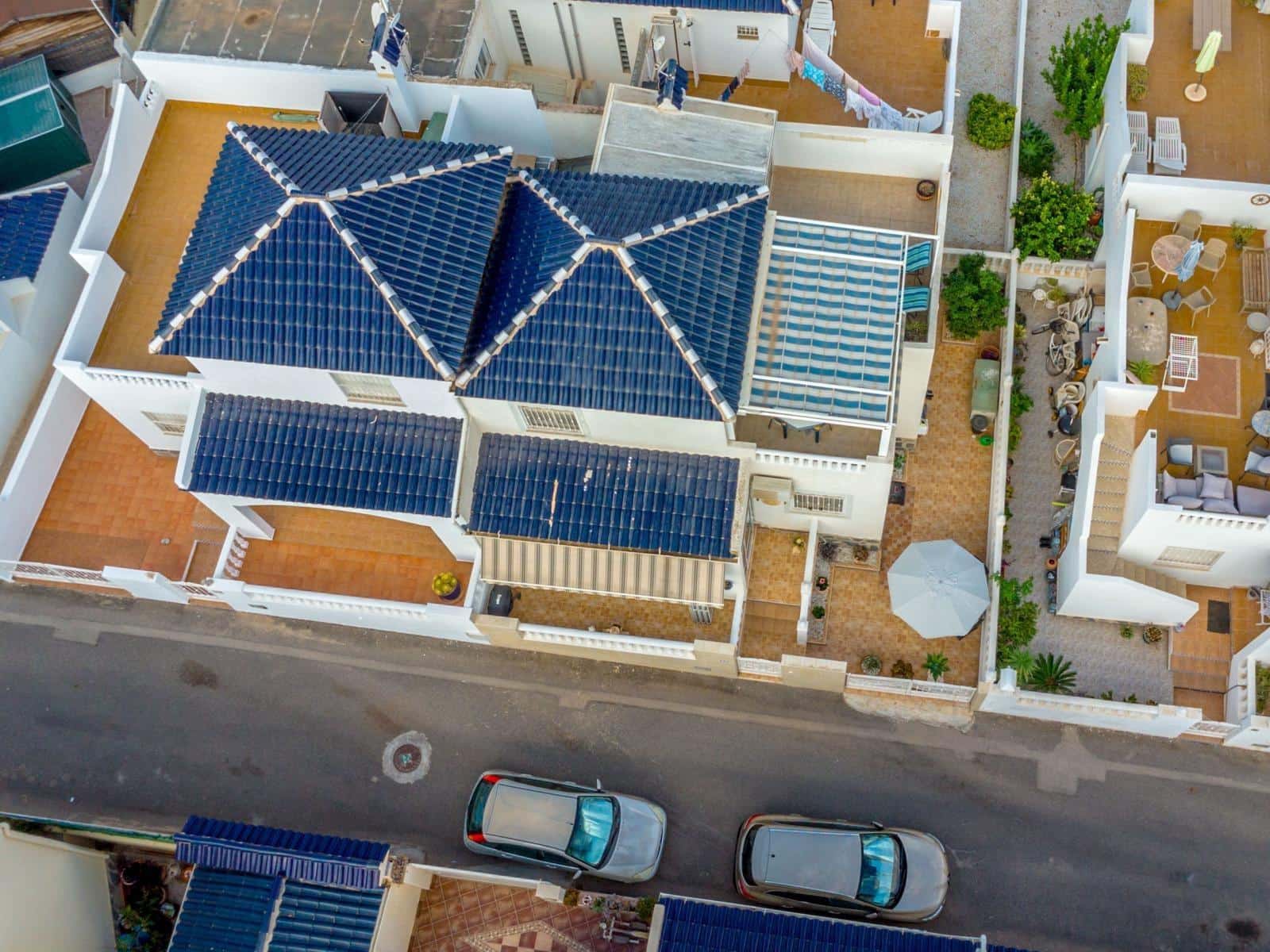 3 bedroom Terraced Villa for sale in Torrevieja with pool - € 223,000 (Ref: 9651925)