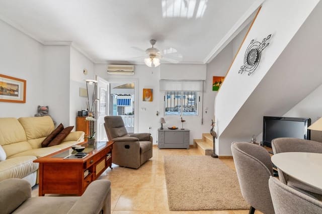 Adosado de 3 habitaciones en Los Balcones - Los Altos, Torrevieja en venta con piscina - 223.000 € (Ref: 9651925)