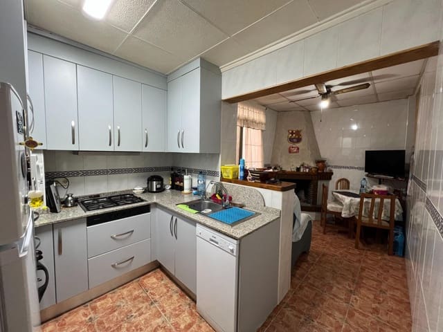 4 bedroom Apartment for sale in Dolores - € 89,500 (Ref: 9813318)