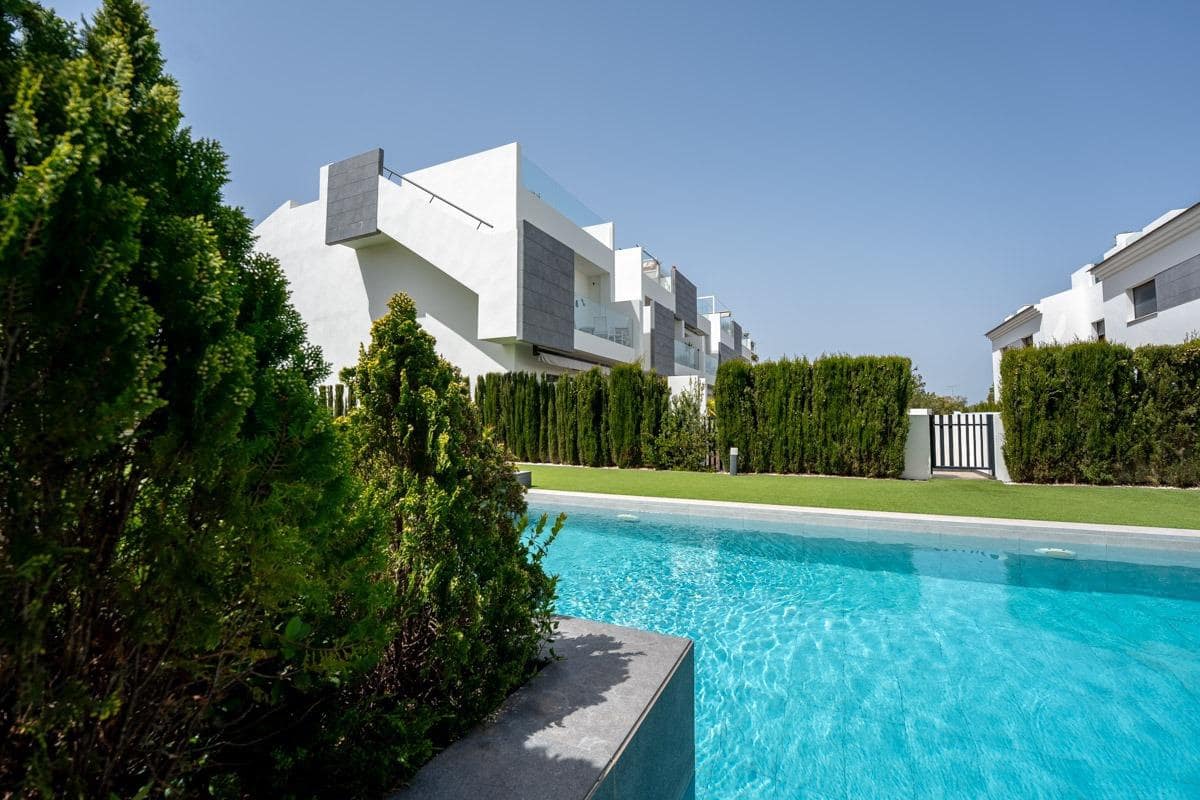 2 soveværelse Penthouse til salg i Los Balcones - € 319.900 (Ref: 9825232)