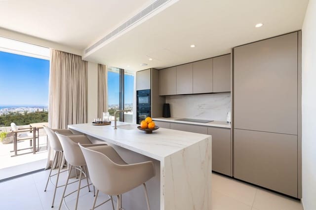 3 soverom Penthouse til salgs i El Higuerón, Fuengirola med svømmebasseng garasje - € 1 875 000 (Ref: 10081378)