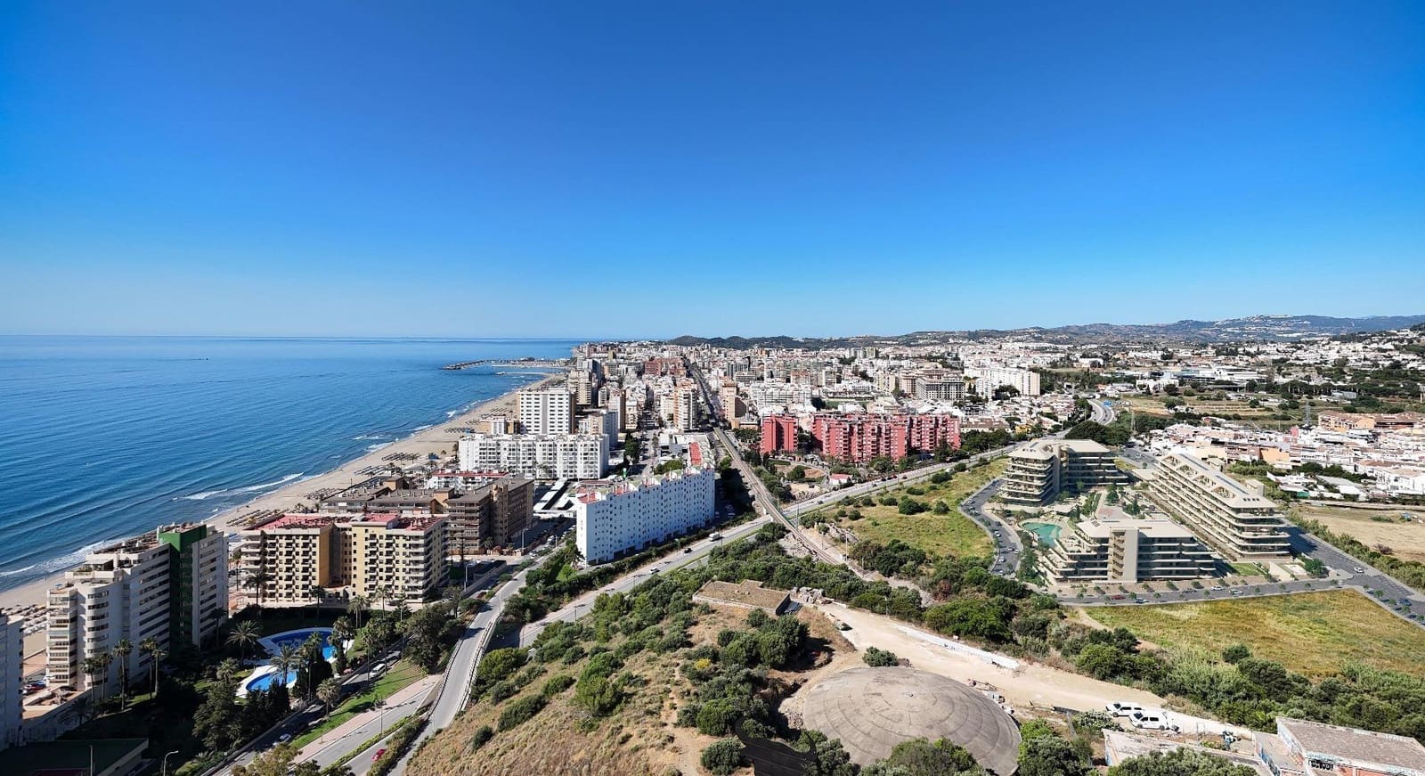 2 soveværelse Lejlighed til salg i Fuengirola med swimmingpool garage - € 562.000 (Ref: 10081380)