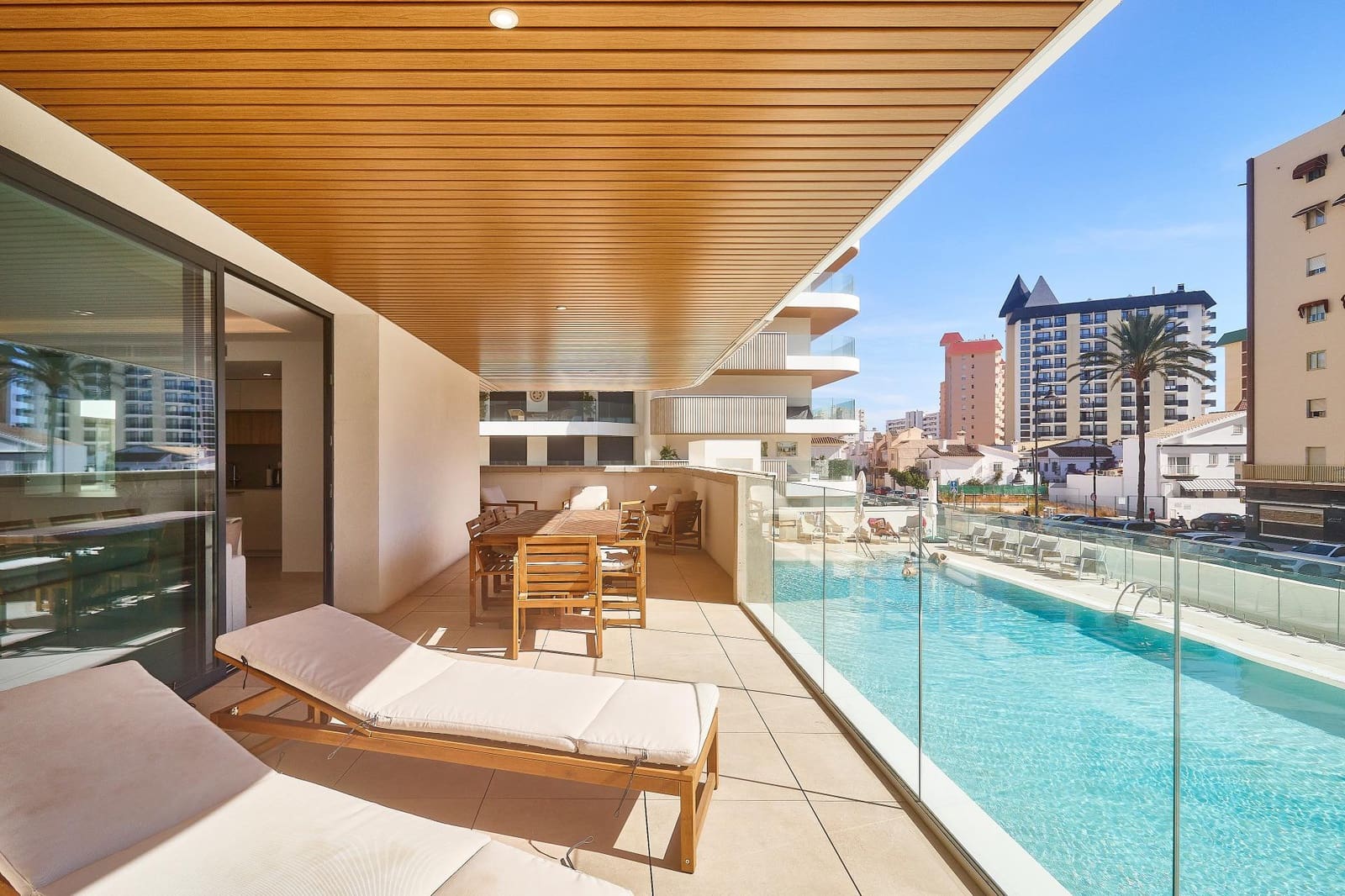 2 slaapkamer Appartement te koop in Fuengirola met zwembad garage - € 750.000 (Ref: 10100305)