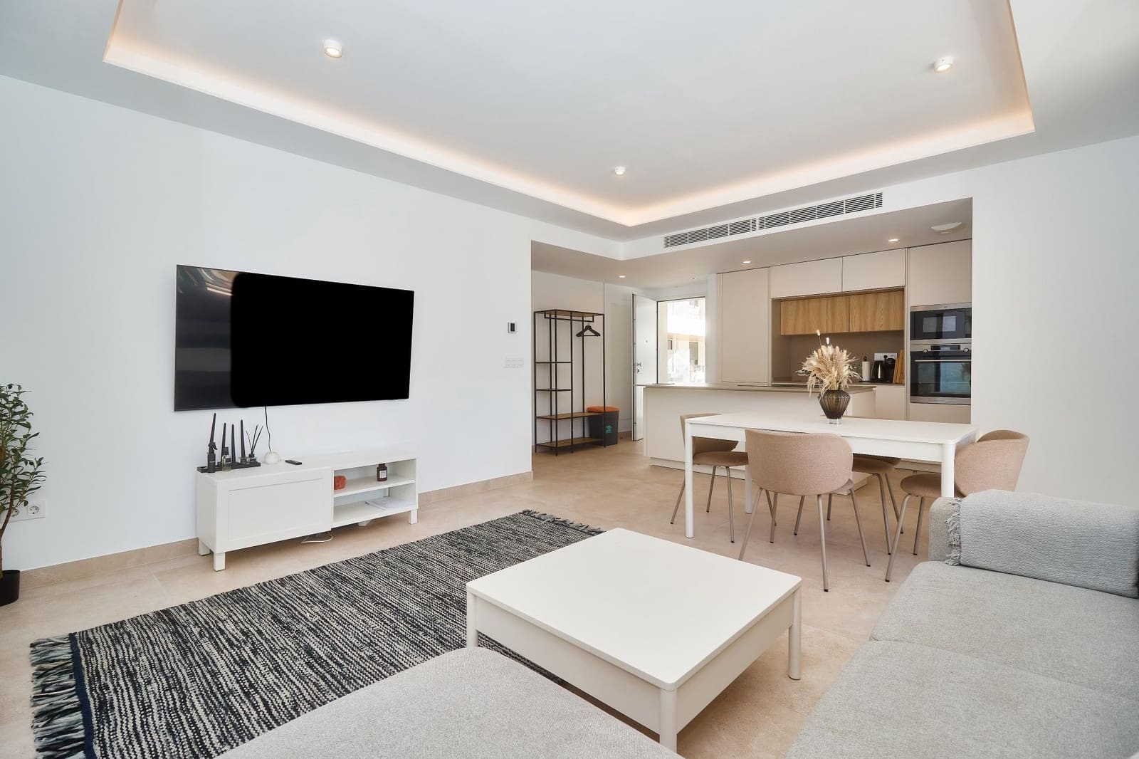 2 slaapkamer Appartement te koop in Fuengirola met zwembad garage - € 750.000 (Ref: 10100305)