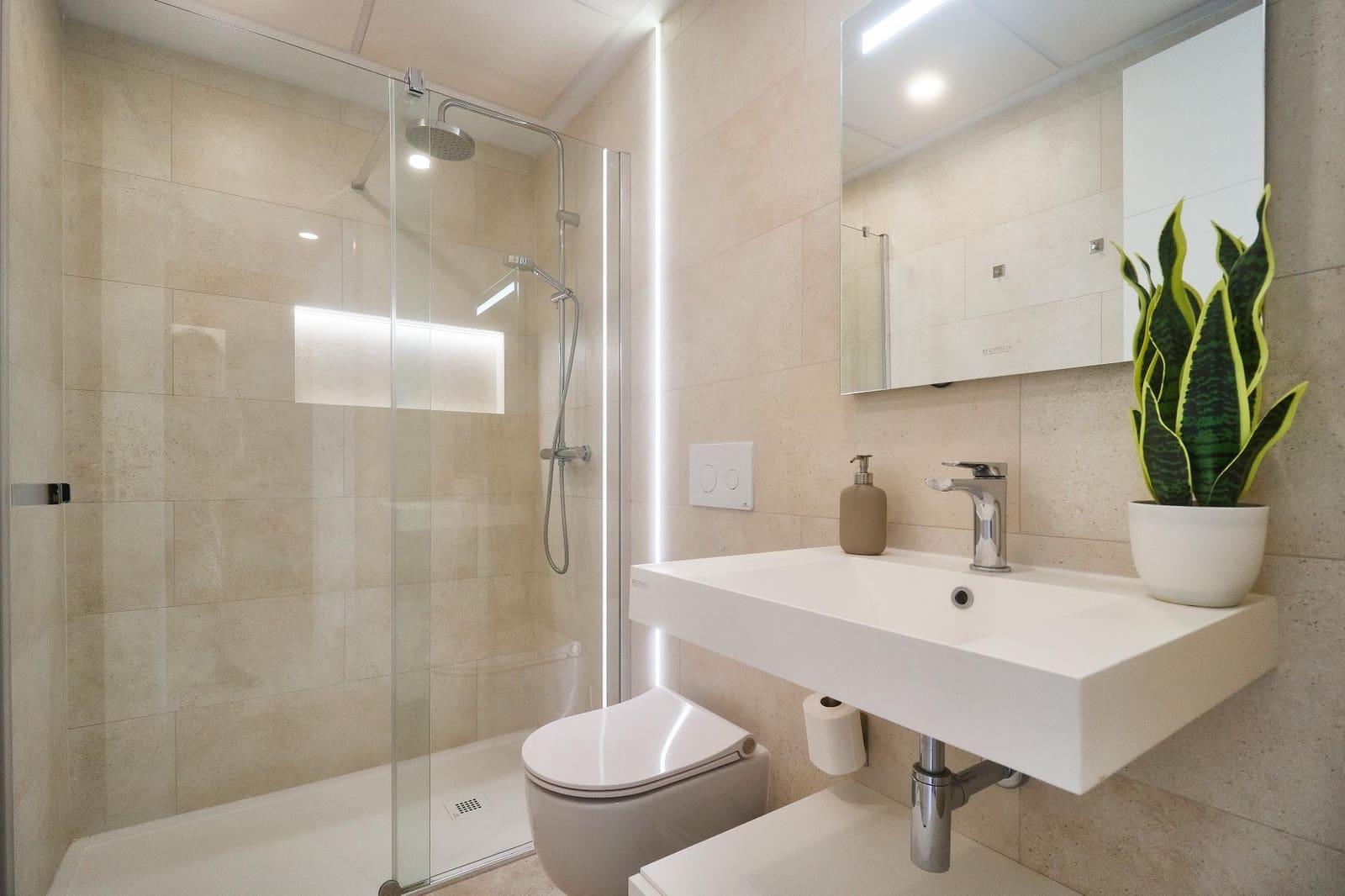 2 slaapkamer Appartement te koop in Fuengirola met zwembad garage - € 750.000 (Ref: 10100305)