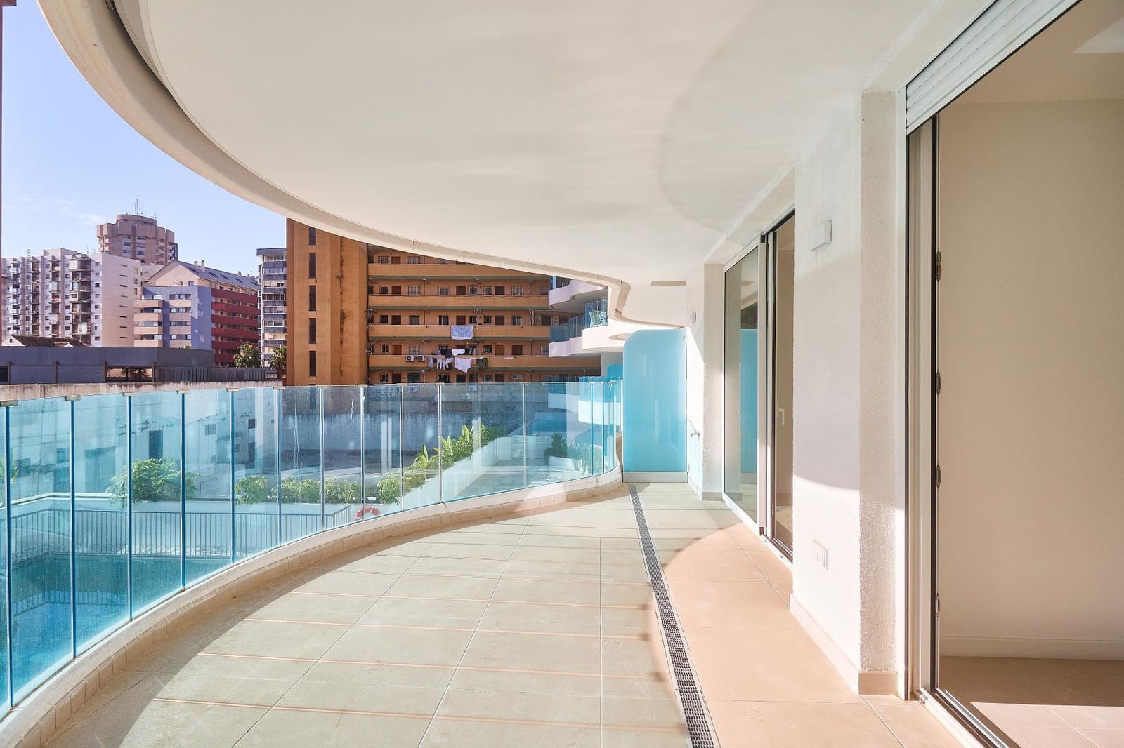 2 soveværelse Lejlighed til salg i Fuengirola med swimmingpool garage - € 469.000 (Ref: 10129684)