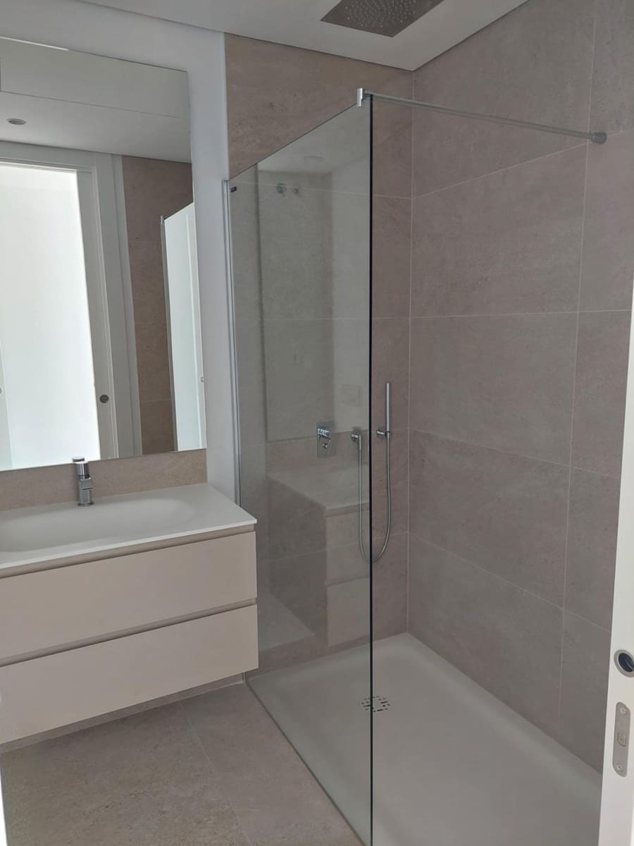 4 soverom Penthouse til salgs i La Quinta med svømmebasseng garasje - € 2 390 000 (Ref: 10155369)