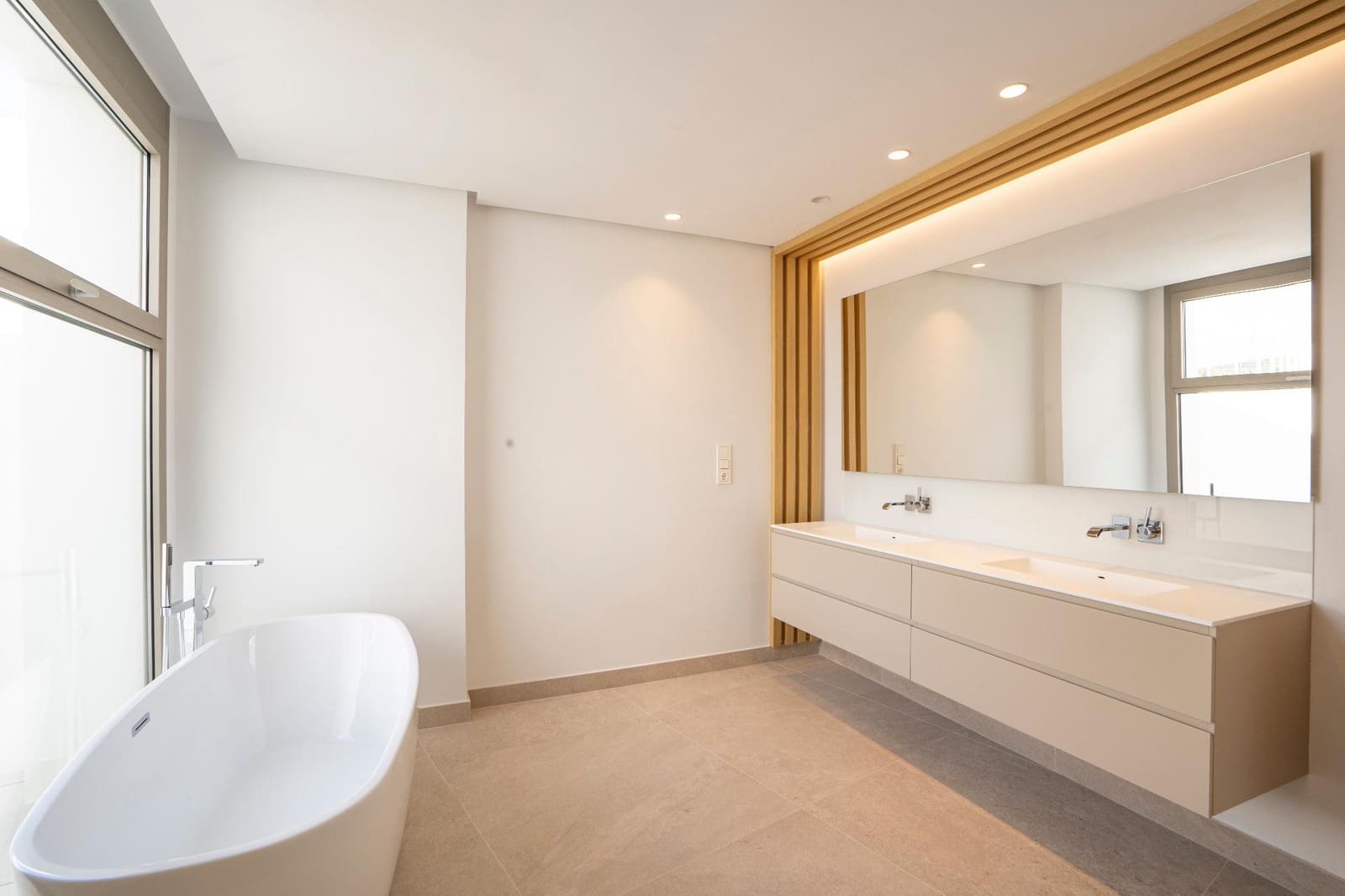 4 soverom Penthouse til salgs i La Quinta med svømmebasseng garasje - € 2 390 000 (Ref: 10155369)