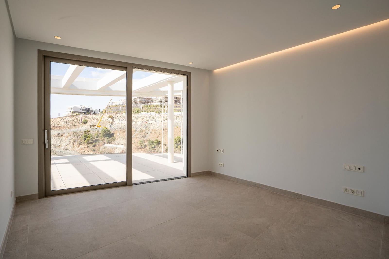 4 soverom Penthouse til salgs i La Quinta med svømmebasseng garasje - € 2 390 000 (Ref: 10155369)