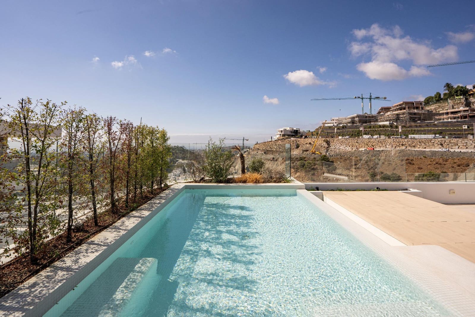 4 soverom Penthouse til salgs i La Quinta med svømmebasseng garasje - € 2 390 000 (Ref: 10155369)