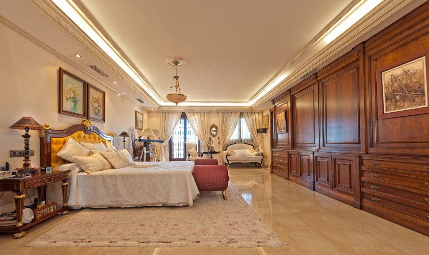 12 soveværelse Villa til salg i La Cala de Mijas med swimmingpool garage - € 5.600.000 (Ref: 10161598)