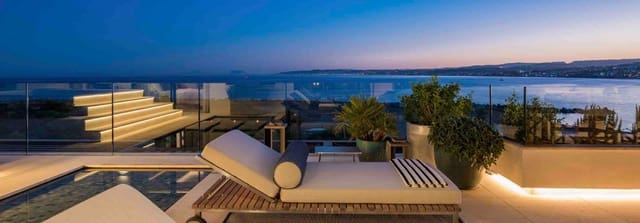 Apartamento de 4 habitaciones en Seghers, Estepona en venta con piscina garaje - 5.700.500 € (Ref: 10165158)