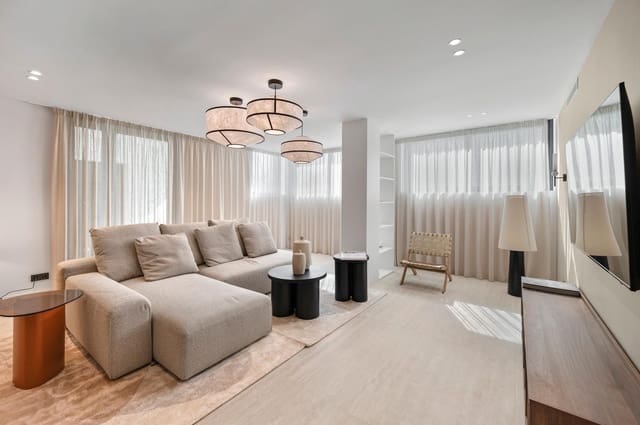 5 quarto Moradia para venda em Benalmádena com piscina garagem - 2 100 000 € (Ref: 10165166)