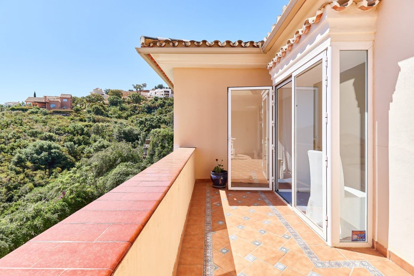 6 soveværelse Villa til salg i La Mairena med swimmingpool garage - € 1.400.000 (Ref: 7284396)