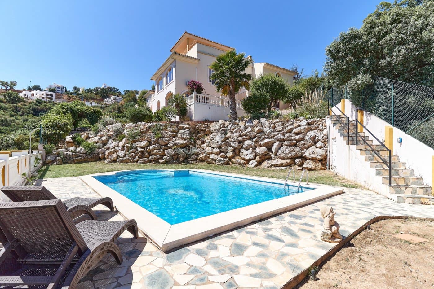 6 soveværelse Villa til salg i La Mairena med swimmingpool garage - € 1.400.000 (Ref: 7284396)