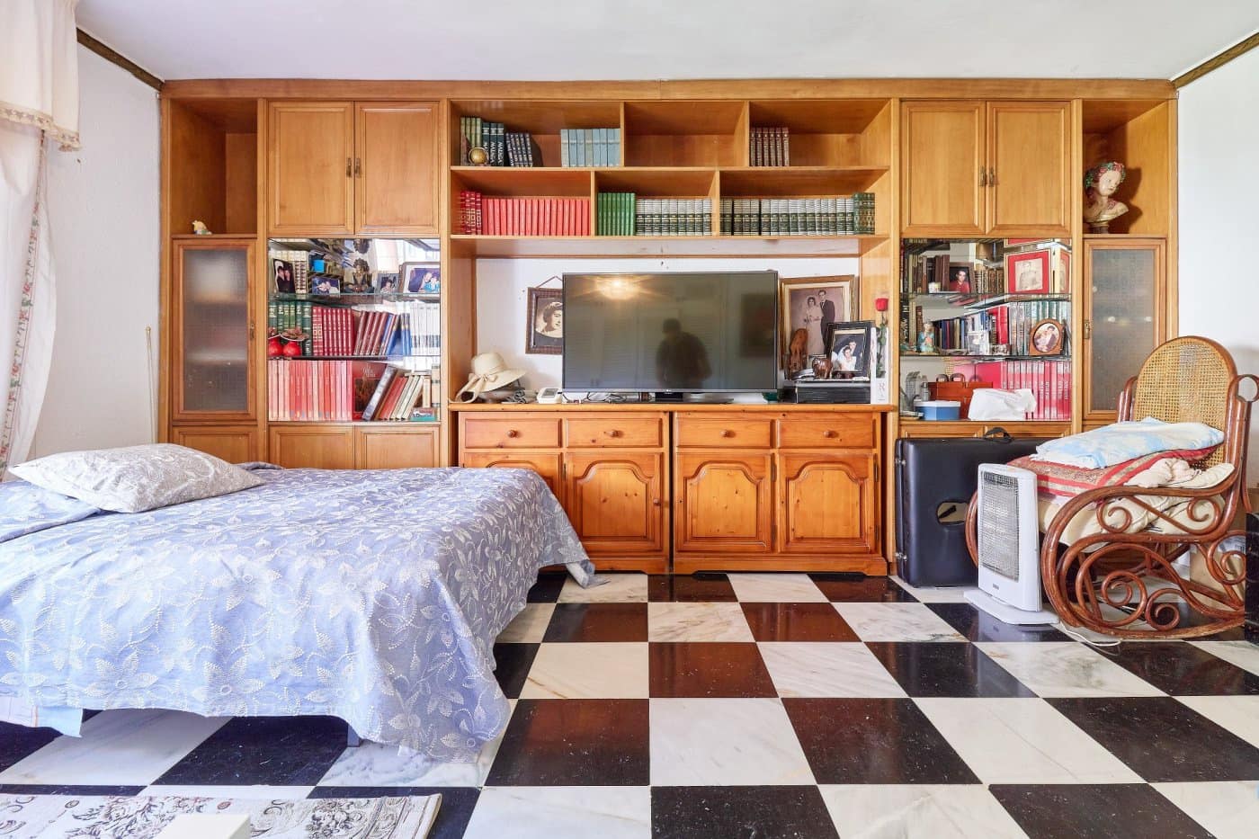 8 soveværelse Villa til salg i Marbella med swimmingpool garage - € 1.765.000 (Ref: 7284409)