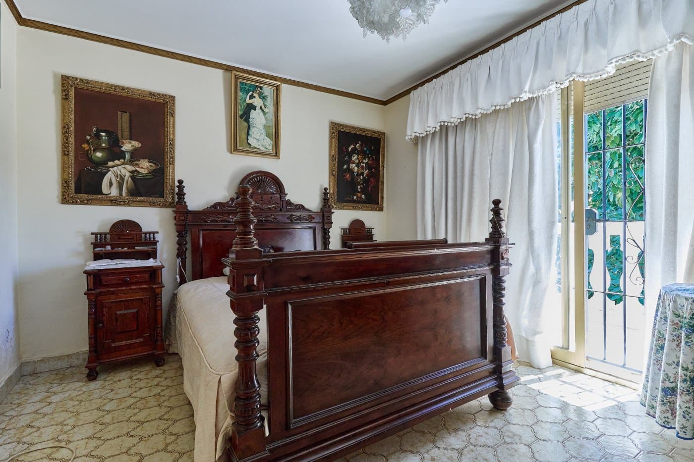 8 soveværelse Villa til salg i Marbella med swimmingpool garage - € 1.765.000 (Ref: 7284409)