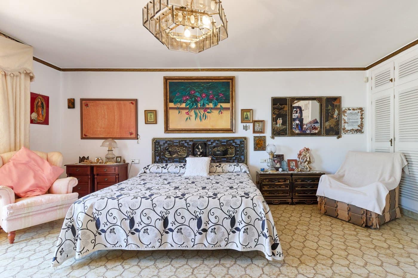 8 soveværelse Villa til salg i Marbella med swimmingpool garage - € 1.765.000 (Ref: 7284409)