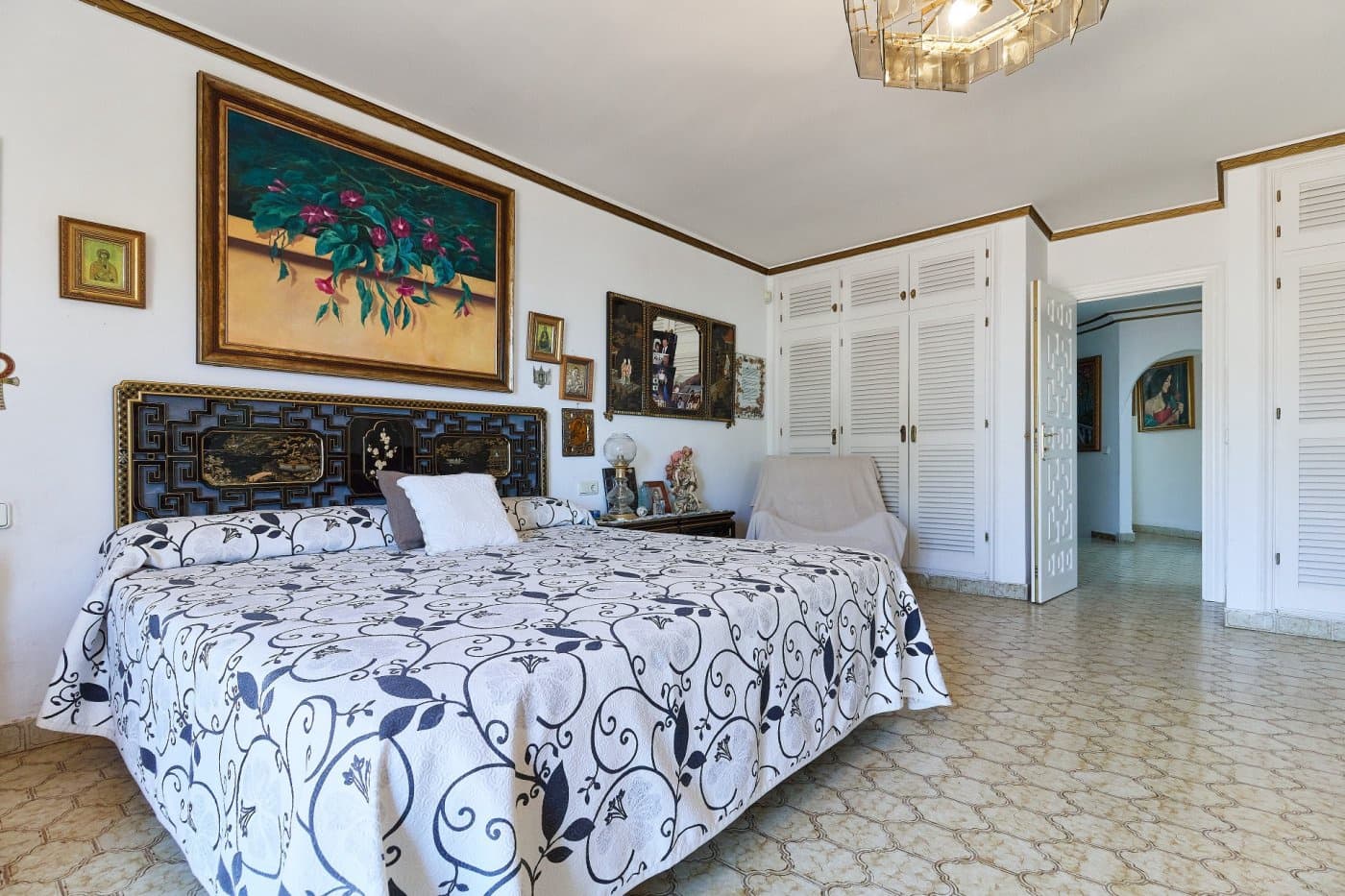 8 soveværelse Villa til salg i Marbella med swimmingpool garage - € 1.765.000 (Ref: 7284409)